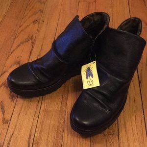 Fly London Yip Bootie